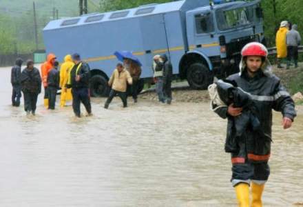 Inundatii in judetul Arad: aproximativ 200 de gospodarii