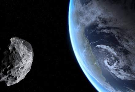 Weekend aglomerat în spațiu: un asteroid de dimensiunea unui avion va trece pe lângă Pământ
