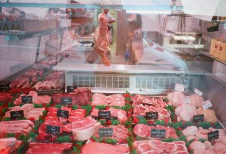 ”Legea cărnii”. Parlamentarii vor să interzică ”carnea sintetică”, iar pe etichete să fie trecut și prețul de achiziție