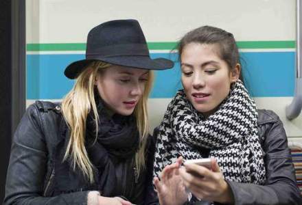 Orange introduce WiFi gratuit in trenurile catre mare