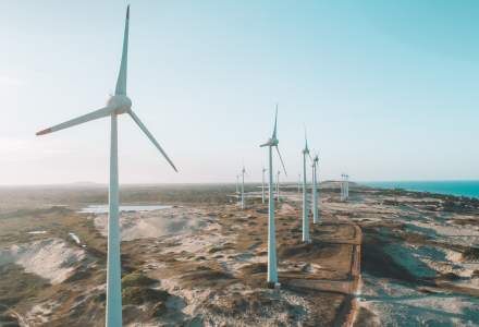 Tranziția la energia verde, afectată de problemele industriei de eoliene. Turbinele se defectează tot mai des