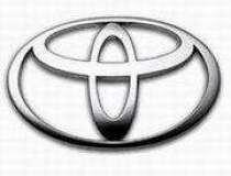 Profitul Toyota scade puternic