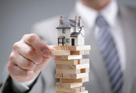 Investițiile în imobiliare au scăzut cu peste 40% în prima jumătate a anului. Cehii, cei mai mari investitori