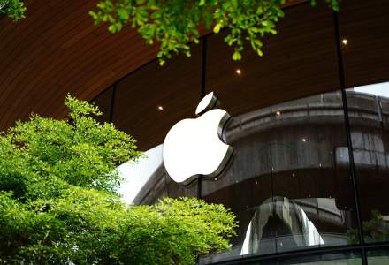 "Locomotiva" Apple încetinește pentru al 3-lea trimestru consecutiv: venituri sub așteptări