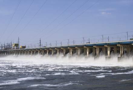 Hidroelectrica, profit de aproape 4 miliarde de lei în prima jumătate a anului. Cu cât au crescut acțiunile companiei