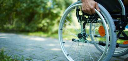 Persoanele cu dizabilitati pot primi acces gratuit la diferite evenimente....