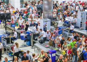Zborurile operate de pe Aeroportul din Cluj, anulate sau întârziate din cauza...