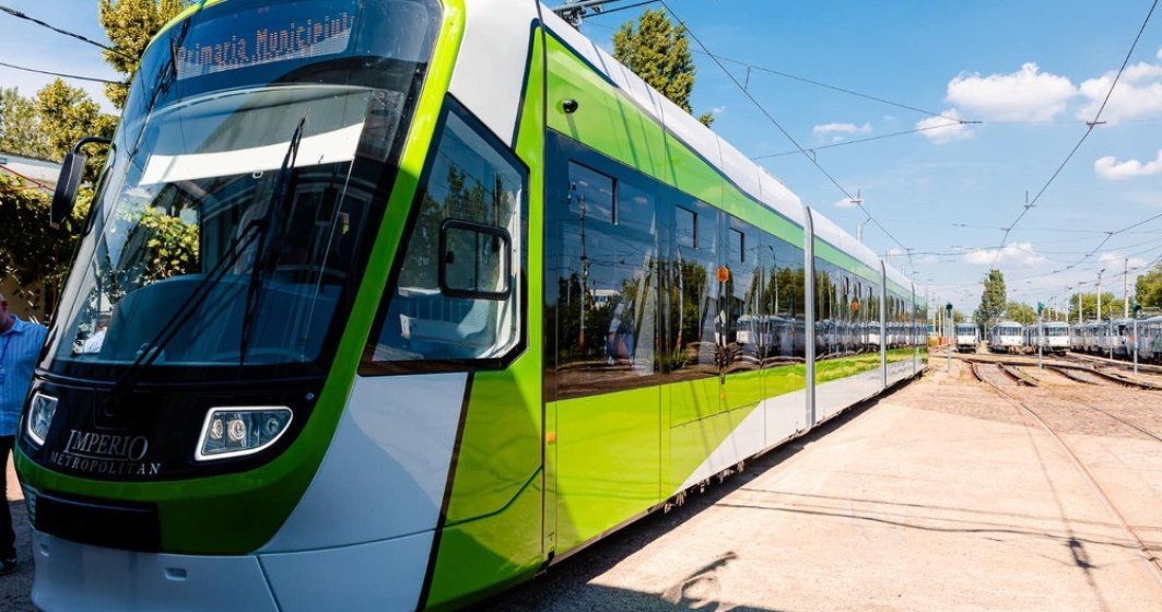 S-au pus în circulație primele 15 tramvaie noi în Capitală. Nicușor Dan: Este un moment de bucurie pentru Bucureşti