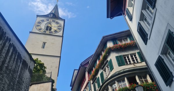 FOTO | Cum arată Elveția, din spatele Alpilor și a ciocolatei: prostituate...