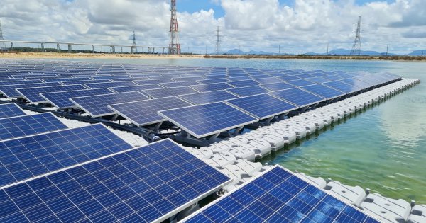Germania construiește cea mai mare centrală solară plutitoare în locul unei...