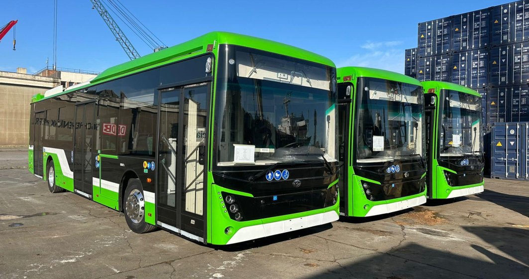 Bujduveanu: Primele 51 de autobuze electrice care vor funcționa în București au ajuns în țară. Când vor intra în circulație