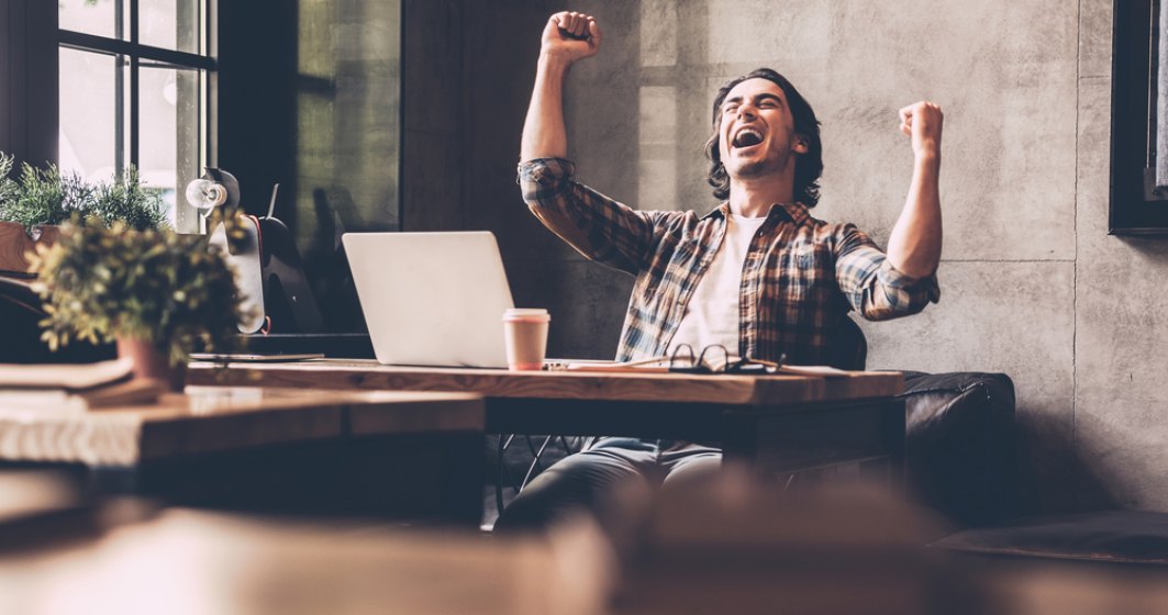 Sapte moduri in care poti fi mai fericit la locul de munca, potrivit expertilor in cariera