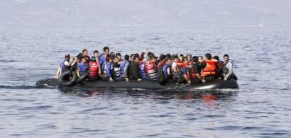 Nava cu aproximativ 100 de imigranti ilegali, interceptata in zona Vama Veche...