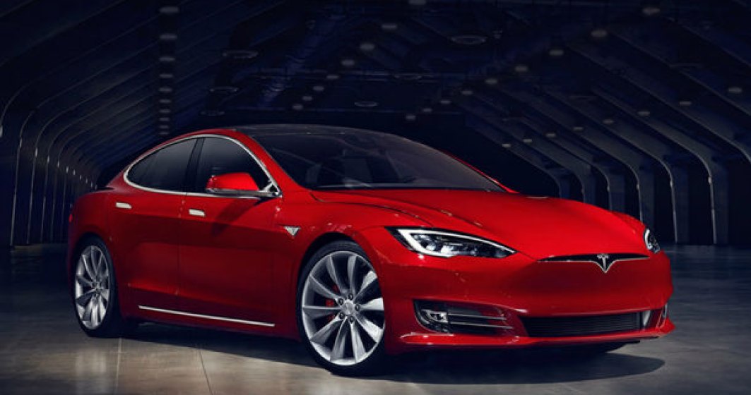 Tesla a marit pretul pentru versiunile de baza ale lui Model S si Model X: clientii platesc cu 1.500 de euro mai mult