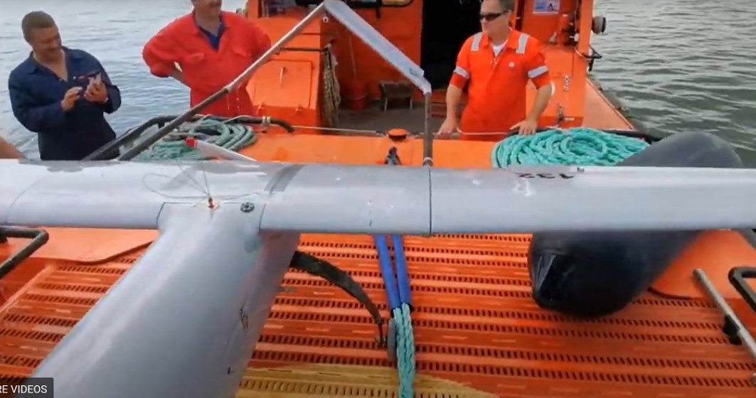 O dronă de mari dimensiuni a fost găsită în apele Mării Negre, la aproximativ 30 de mile marine de coastă