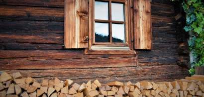 Ce se potrivește mai bine casei tale: lemn sau termopan?