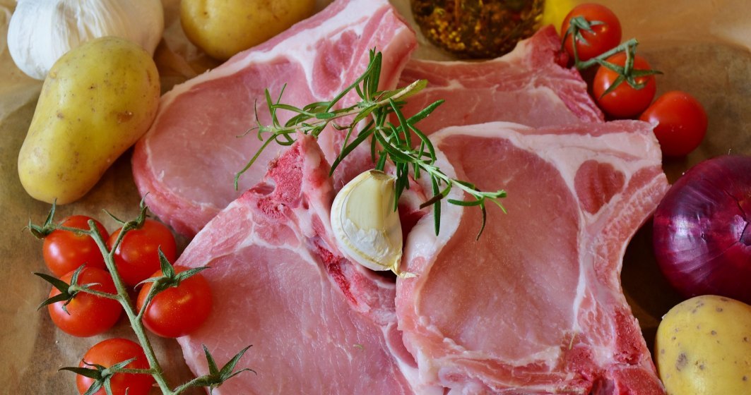 ANPC a amendat cu 2 milioane de lei mai multi retaileri care comercializau carne expirata