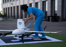 MedLife lansează programul de transport al probelor biologice cu drona