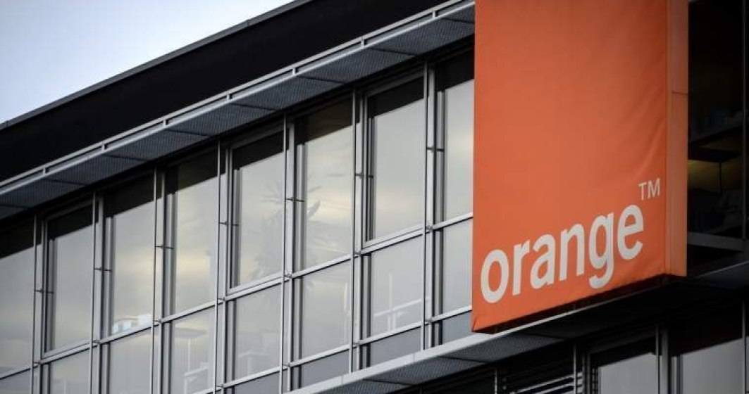 Orange, obligata de instanta la despagubiri de 45.000 lei pentru un fost angajat pe care l-ar fi hartuit moral