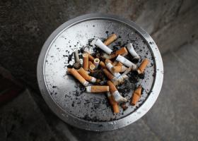 Companiile din industria tutunului, puse să plătească pentru chiștoacele de...