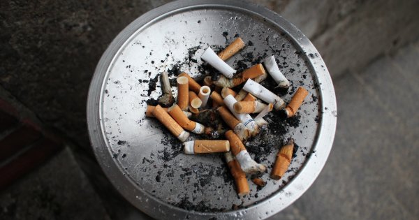 Companiile din industria tutunului, puse să plătească pentru chiștoacele de...