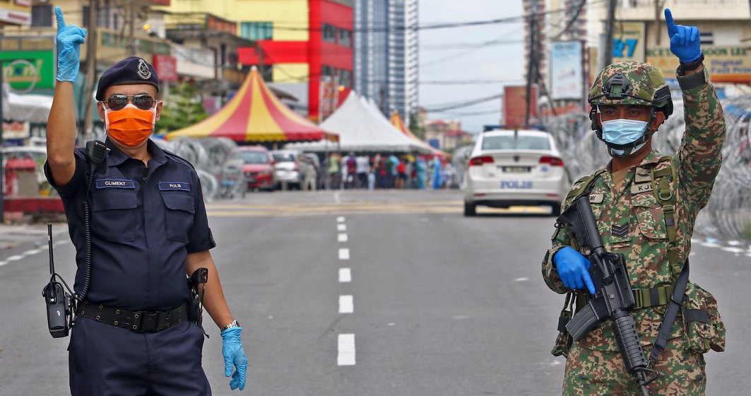 Coronavirus | Malaezia a plasat în carantină peste 10.000 de poliţişti, pentru a preveni răspândirea pandemiei
