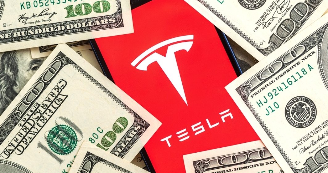 Musk a vândut acțiuni Tesla de aproape 4 mld. dolari pentru a avea bani să cumpere Twitter