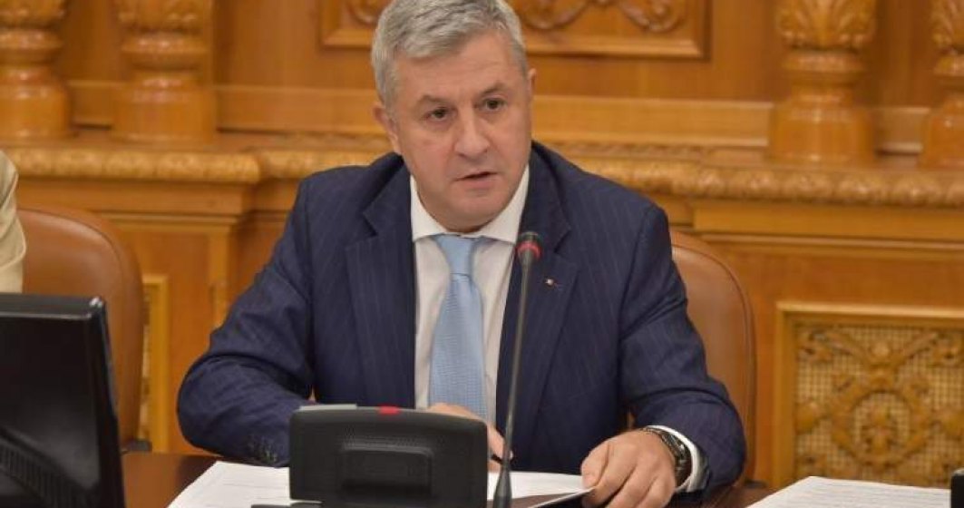 Comisia Iordache discuta modificarea Codului Penal, pentru ca Guvernul n-a dat OUG. Tudorel Toader a venit "neinvitat" la sedinta