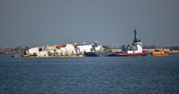 Explozie la șantierul naval Midia. Trei persoane au fost rănite