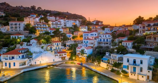 Frumusețile Greciei i-au adus țării un număr record de turiști străini: de...