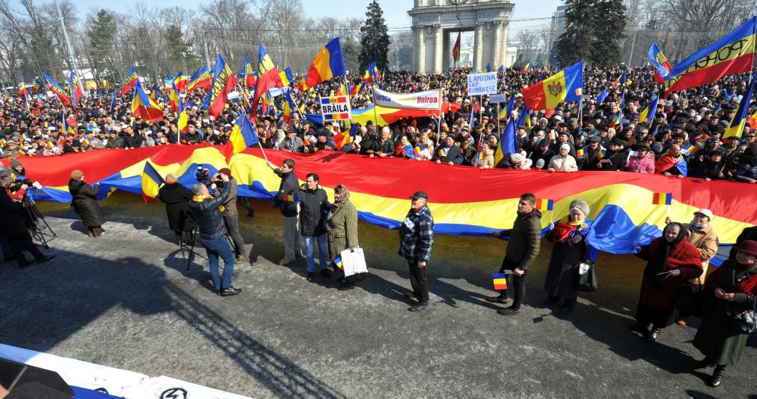 Republica Moldova face istorie. Majoritatea pro-occidentală a votat în primă lectură introducerea sintagmei "limba română" în Constituția țării