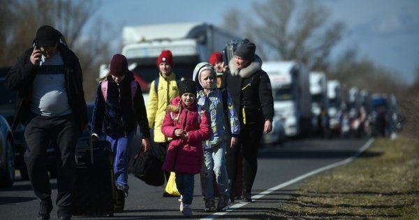 Polonia nu vrea refugiați: Premierul Morawiecki a spus că țara sa nu se...
