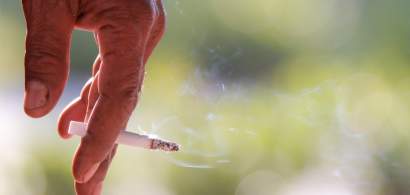 Lege: Fumatul interzis în școli și pe o rază de 200 de metri în jurul acestora