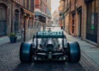 Poza 3 pentru galeria foto Monopostul multiplului campion mondial de Formula 1 Lewis Hamilton s-a vândut pe 17,2 mil. euro