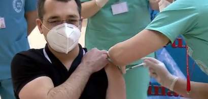 Vlad Voiculescu s-a vaccinat împotriva COVID-19