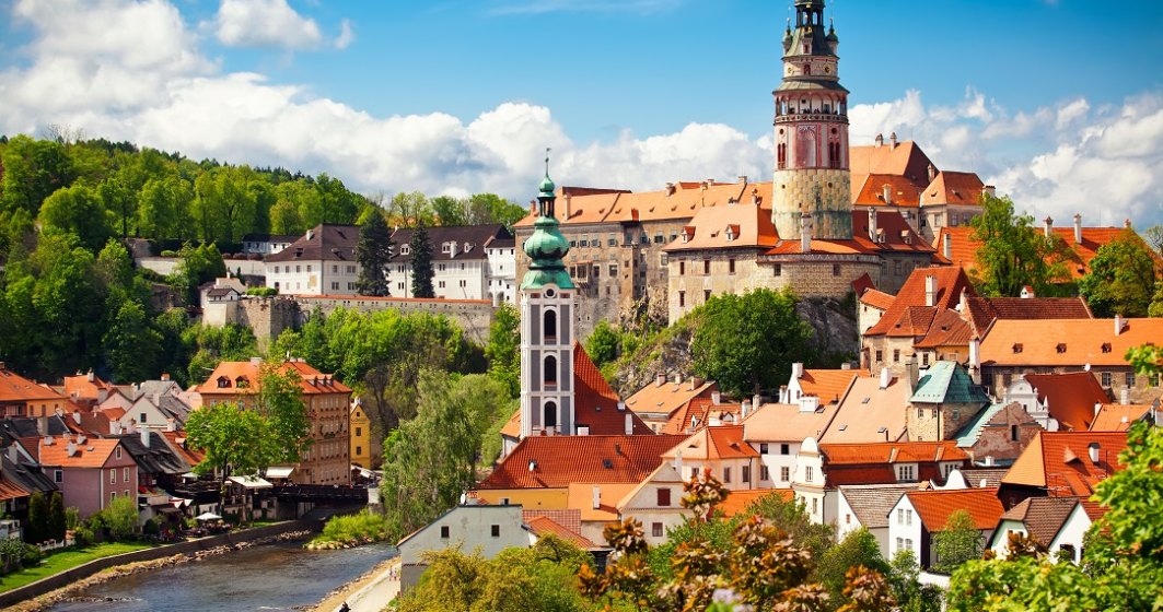 Lockdown parțial în Cehia după o creștere masivă a numărului de contaminări