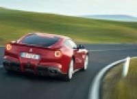 Poza 2 pentru galeria foto Cel mai rapid Ferrari a fost prezentat la Bucuresti