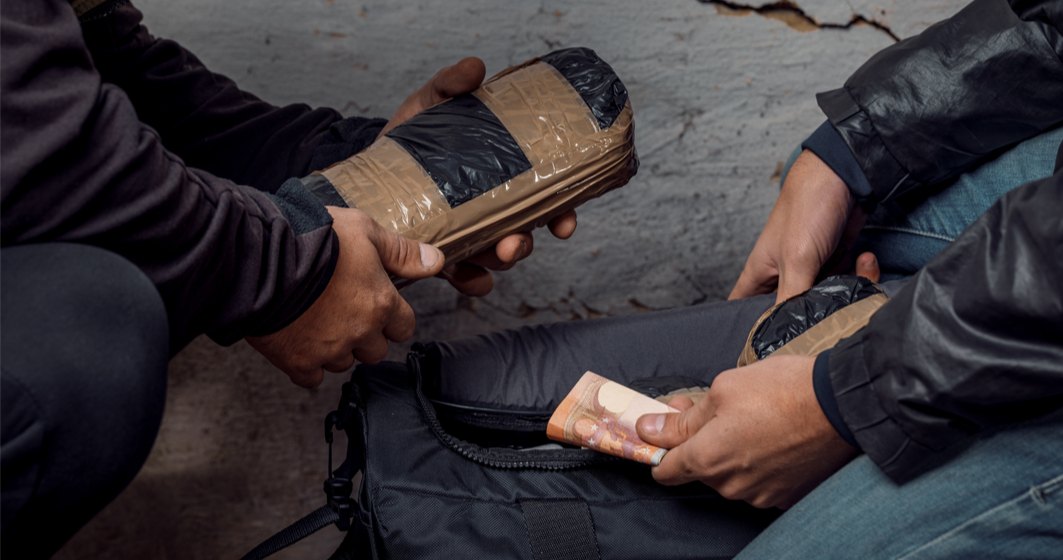 În Guatemala, polițiștii au găsit aproape 2 tone de cocaină într-un semisubmersibil