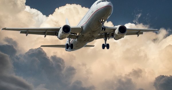 Tranzacție majoră pe piața aviatică: AeroItalia va cumpăra compania...