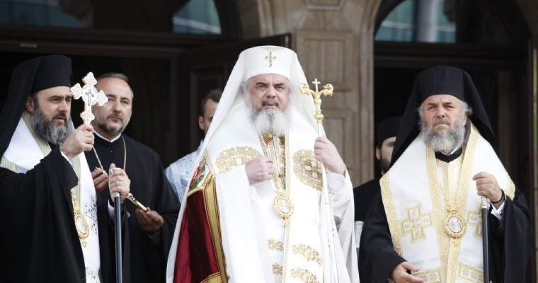 Un inalt prelat avertizeaza mai multi credinciosi dupa Sfanta Liturghie: Daca nu mergi la vot, nu esti crestin ortodox