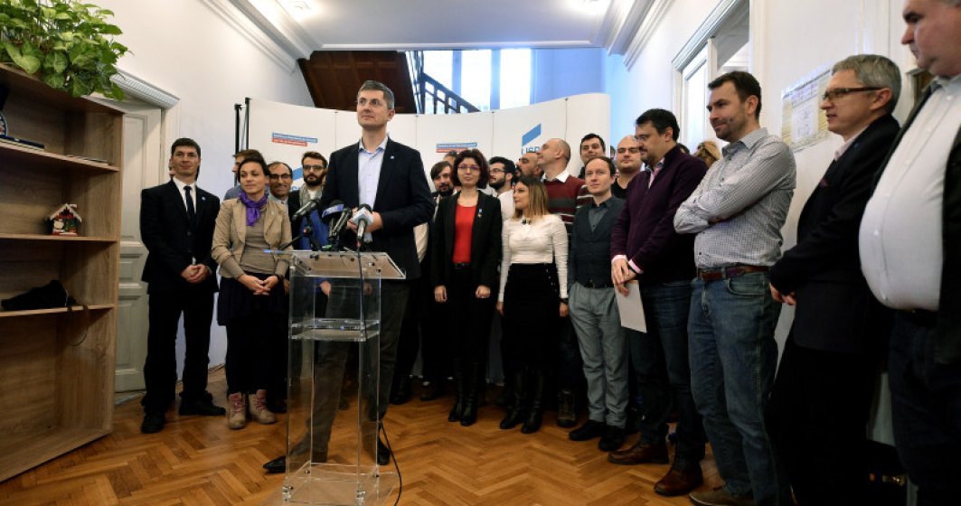 USR ii cere lui Iohannis sa participe la toate sedintele de guvern pentru a preveni adoptarea OUG pe amnistie si gratiere