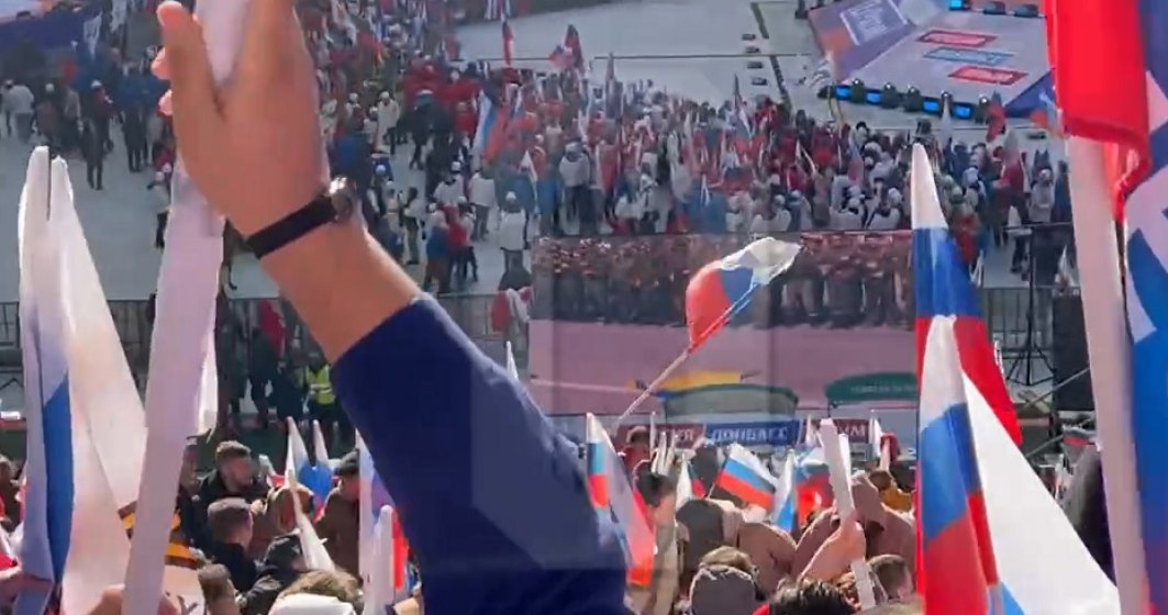 VIDEO| Rușii sărbătoresc anexarea Crimeii pe muzică, în timp ce civilii continuă să moară în Ucraina
