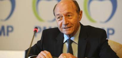 Traian Basescu: Sunt interese ale unor partide si banci sa nu trecem la...