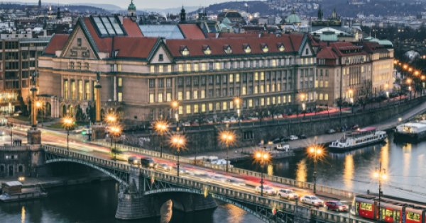 Atac armat la Praga: Mai multe persoane au fost ucise și rănite la o...
