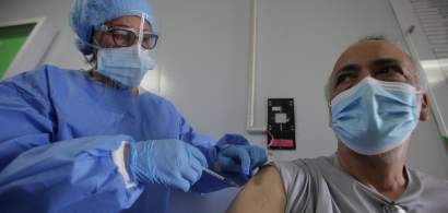 Pandemia îi sperie pe români. Tot mai multe persoane încep să se vaccineze cu...