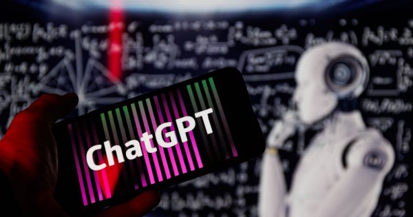 O companie românească lansează primul robot cu ChatGPT integrat. El poate...