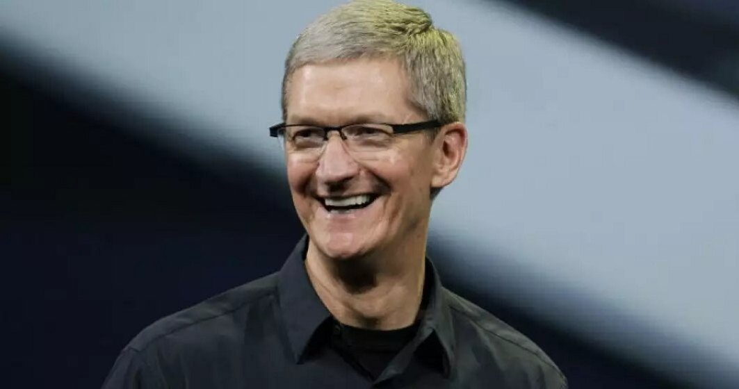 ”Bonusul” colosal primit de Tim Cook pentru împlinirea a 10 ani de când a preluat conducerea Apple