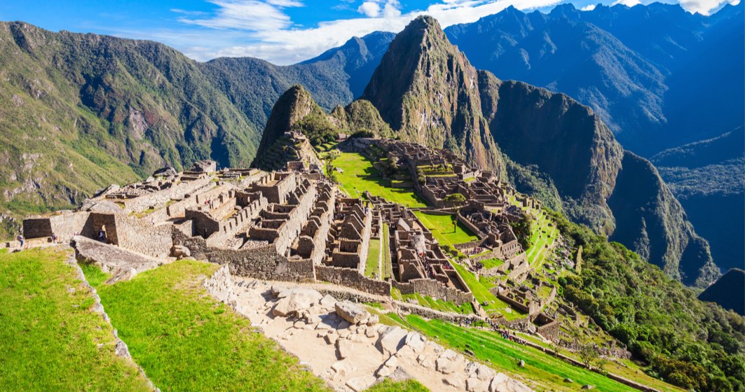Turisti arestati dupa ce au provocat daune in Templul Soarelui din Peru