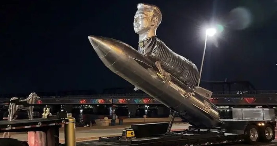 Investitorii crypto fac haz de Elon Musk cu o statuie de metal ciudată, care îl înfățișează cu corp de capră, călare pe rachetă