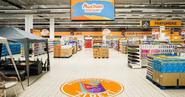 Auchan pariază pe reduceri. Două hipermarketuri clasice se transformă în...